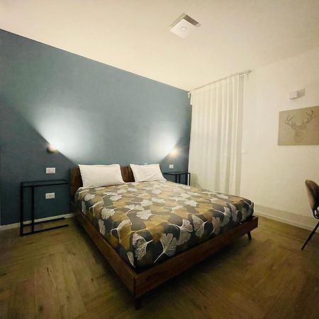 Uple Family Bike Apartment Lecce Bagian luar foto