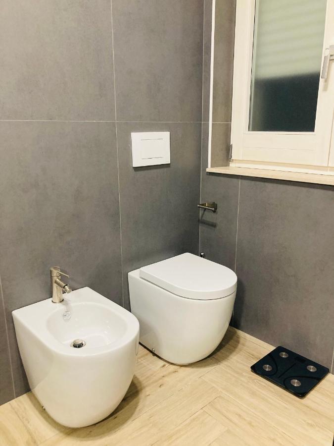 Uple Family Bike Apartment Lecce Bagian luar foto