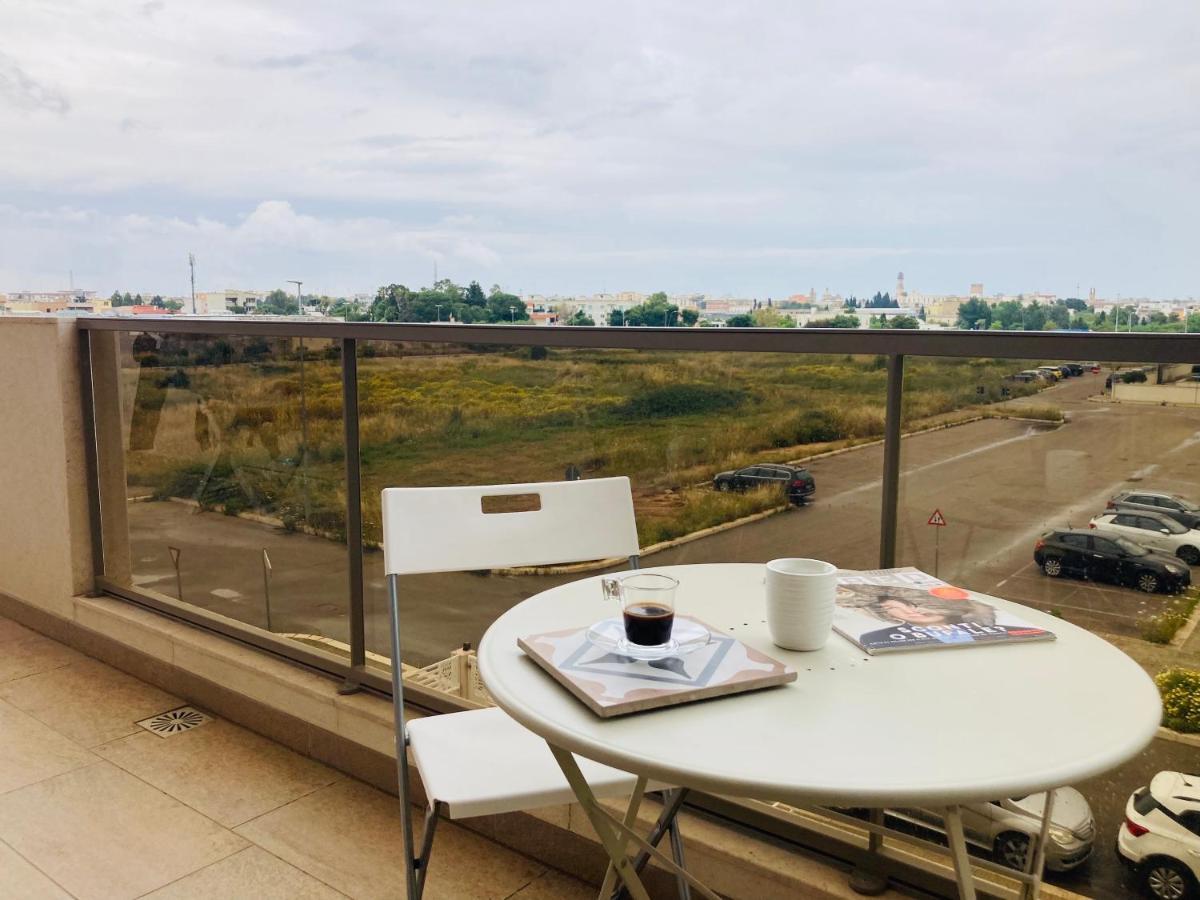 Uple Family Bike Apartment Lecce Bagian luar foto