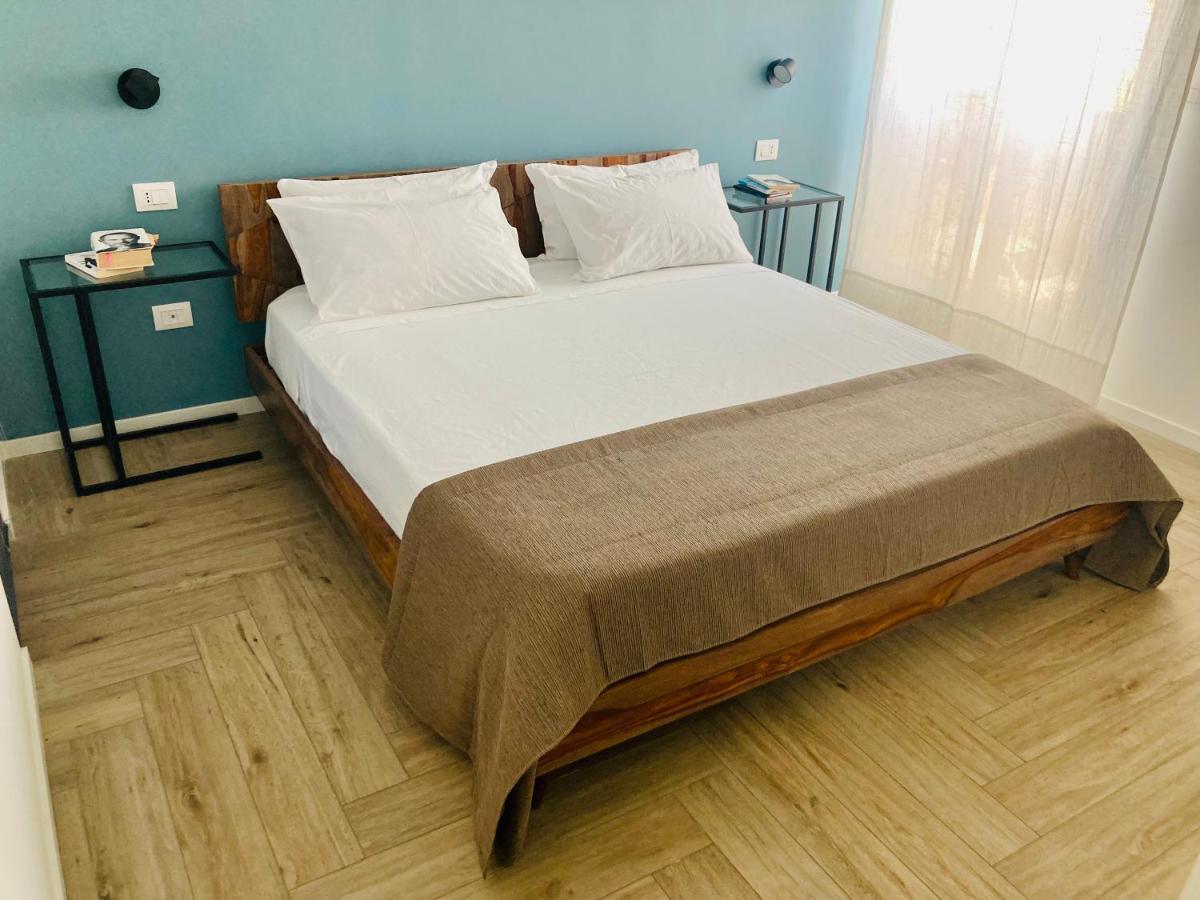 Uple Family Bike Apartment Lecce Bagian luar foto