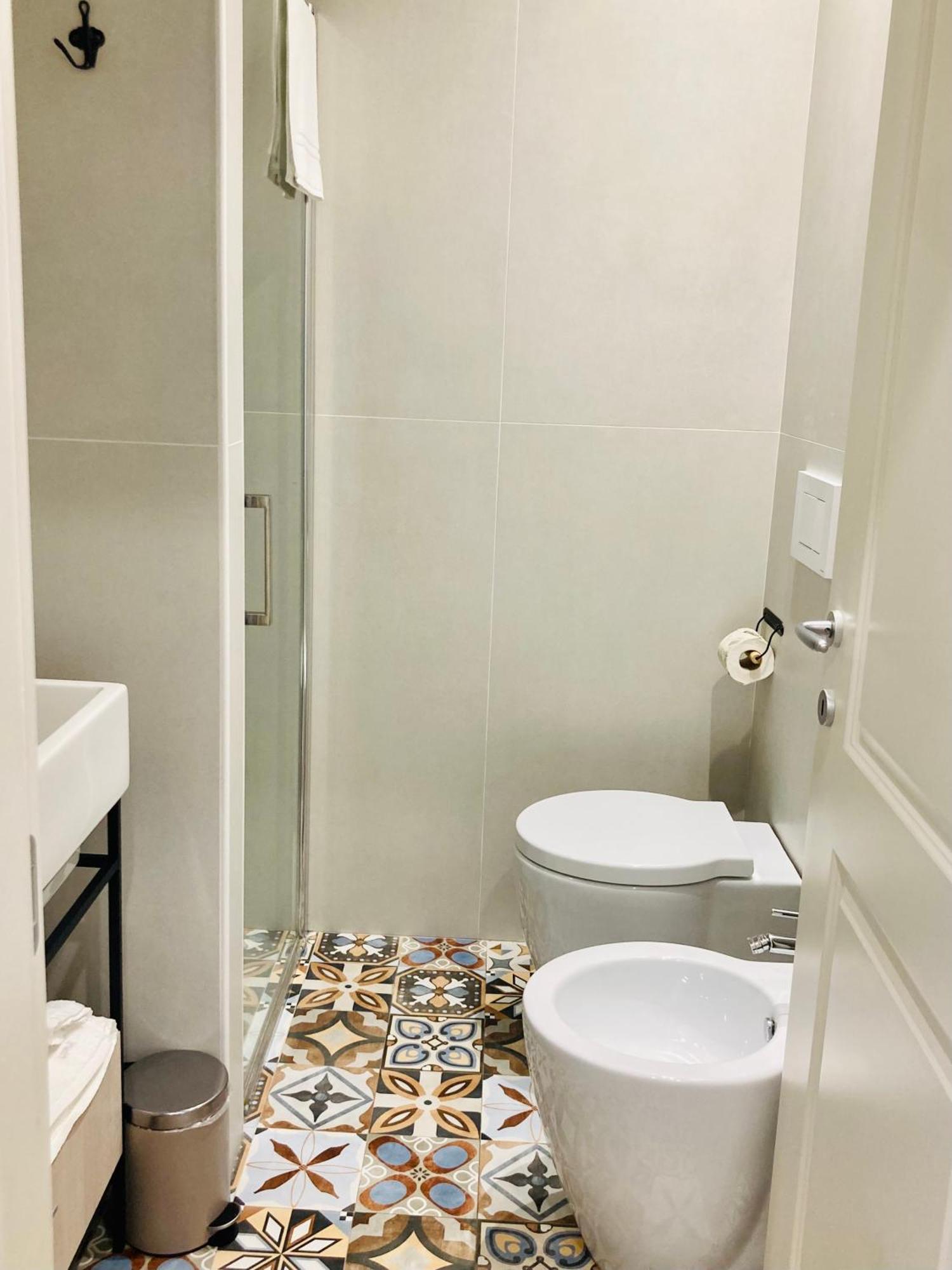 Uple Family Bike Apartment Lecce Bagian luar foto