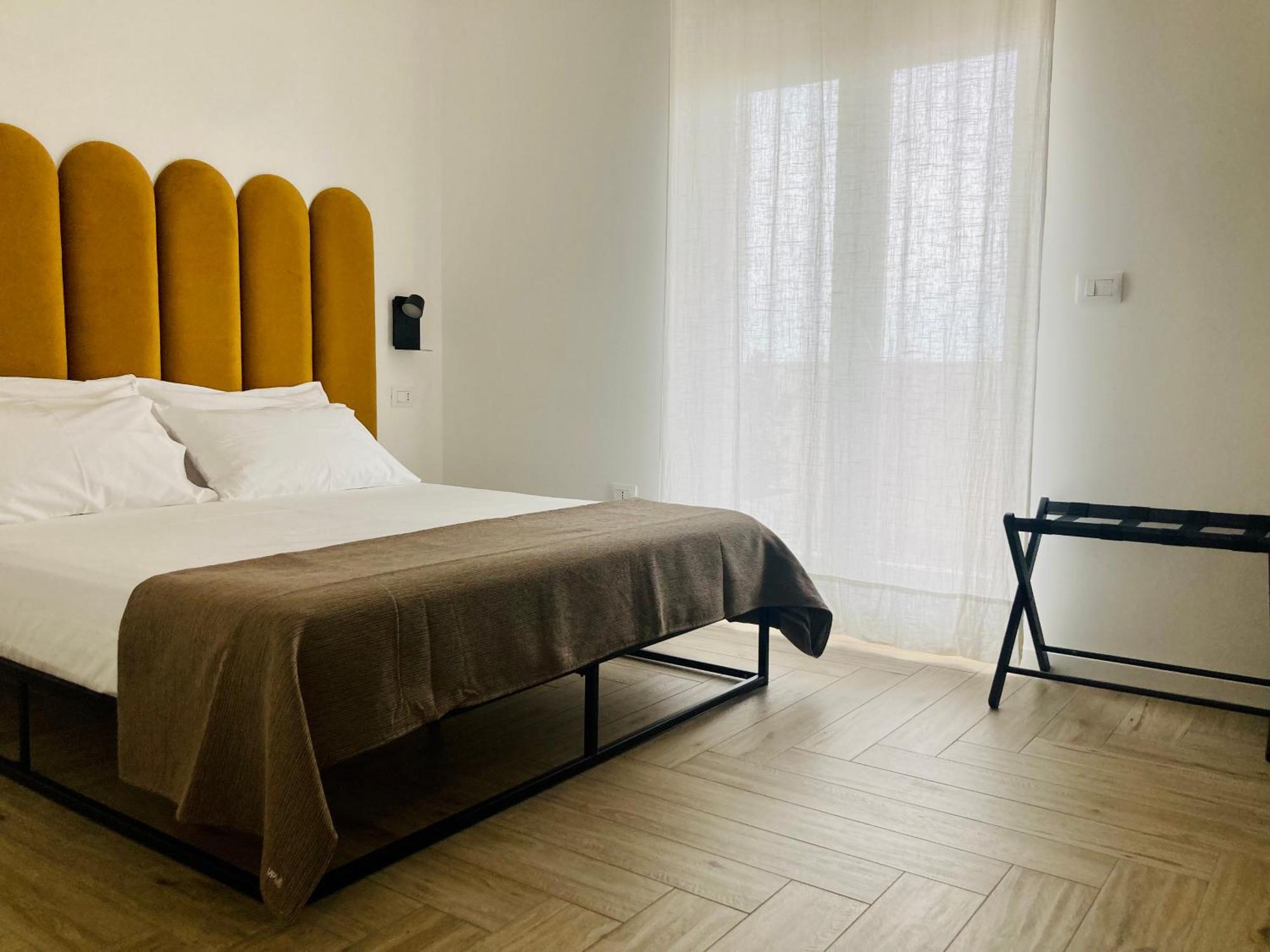 Uple Family Bike Apartment Lecce Bagian luar foto